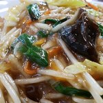中華大新 - 餡と麺が
