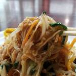 中華大新 - 麺リフト