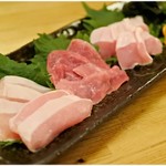 軍鶏一 - しゃもの刺身三点盛り合わせ 1380円