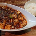 関琳 - 四川麻婆豆腐とライス