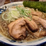 中華蕎麦 春馬 - 朝ラーセット(普)680円ご飯半分と九条ねぎTP100円