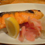 飲食笑商何屋ねこ膳 - 銀鮭