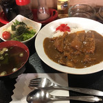 食事処あらきや - 日替わり 本日はカツカレー 750円