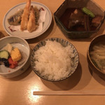 飯家くーた - 本日の煮魚、てんぷら盛り合わせ