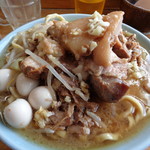 ラーメン そら - あぶら身ごっつい腕肉