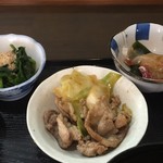 ささら - ほうれん草おひたし 豚肉生姜焼き 黒鯛刺身