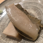 鮨 さかい - 唐津産鮑の肉質を感じてください