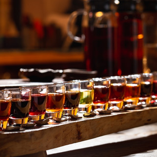 中国各地の地酒を約40種類取り揃えました。利き酒も◎