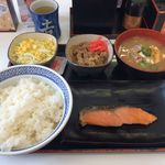 吉野家 - H.31.3.7.昼 焼魚牛小鉢定食(一汁三菜朝膳) 590円税込・ご飯大盛 30円税込・とん汁変更 130円税込