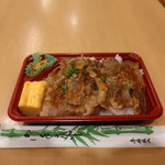 タカギフーズ - 料理写真:ガッツリ牛カルビ重