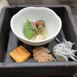 ぼちぼち - つきだし