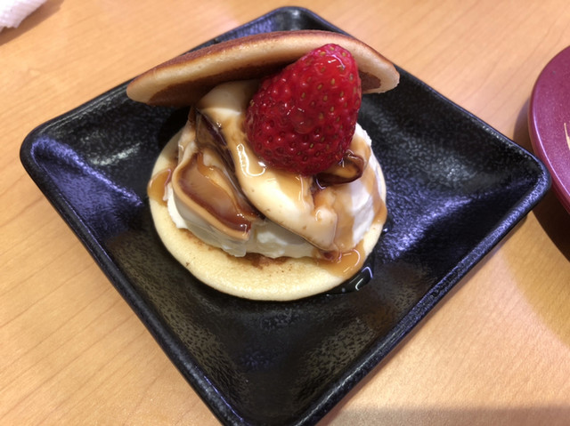 スシロー 八戸店 - 小中野（回転寿司）の写真