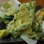 半平 - 野菜と山菜の天ぷら