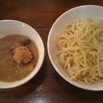 ニュー オールド スタイル ゆいが - つけ麺 ゆいが