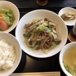 Chuuka Kozara Ryourisuifan - ♪牛肉と玉葱炒め定食　￥918