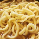 家系ラーメン ジェット家 - 酒井の麺はしっかり硬め。