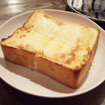 すみだ珈琲 - チーズトースト(450円)