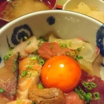 めしの助 - 海鮮丼・ネタ大 1800円