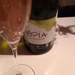 フィオッキ - OPIA（フランスの有機栽培のシャルドネ100%のスパークリング）