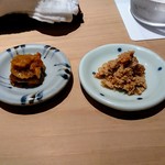 匠 進吾 - 酒肴はウニの味噌漬け、海老の頭をたたいたおつまみ