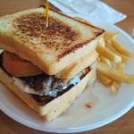 Meskla Dos - グリルチーズバーガー＄10.45