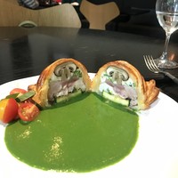 ラ・ボンヌターブル - 