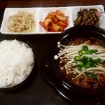 Kankoku Ryouri Hanari - プルコギ定食1100円税込み