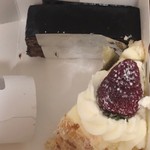 ル・ジャルダン・ゴロワ - ショートケーキ＆チョコケーキ。