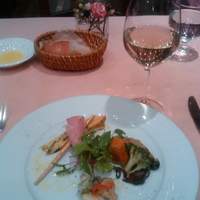 ダノイ高輪 - 前菜はちょっとちぐはぐな感じ