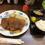 ひれとんかつの店 とん文 - 