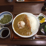 阿づ満庵 - カツカレー(980円)＆ミニセットの茶そば(冷)260円)