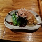 橋の湯食堂 - 旬野菜のおひたし。繊細な味でおいしい。