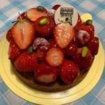 藤原洋菓子店 - 苺とピスタチオのタルト14cm（4,320円）_2019年4月
