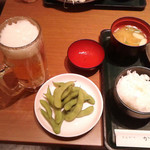 とんかつ かつ楽 - 生中とサービス枝豆