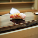 日本橋蛎殻町 すぎた - 握り】ヒラメ