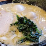 家系ラーメン 町田商店 - 味玉ラーメン 800円