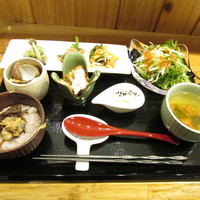 ヒル薬膳粥・ヨル貝料理カイノクチ - カイノクチトッピング 薬膳セット