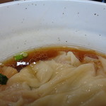 中華そば さわ - 上品な鶏脂