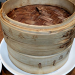 鼎泰豐 - サンラータン麺セットの小籠包