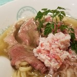 麺屋 六感堂 - かにく道楽(蟹煮干清湯 炙り黒毛和牛添え)