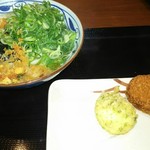 Marugame Seimen - とろろうどん　大+コロッケ+磯部玉子