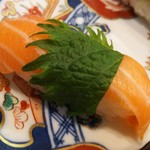 玄海鮨 - サーモン  です