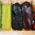 つつみ屋 - 料理写真:だんご (胡桃  ずんだ  胡麻  あんこ  醤油)