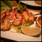 IVY PLACE - レモングラスシュリンプサテー、レッドカレーソース　\1,200-