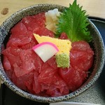 寿司吉 - 中落ち丼