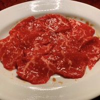 カルネジーオ イースト - 