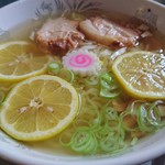 山の駅食堂 - 山塩レモンラーメン