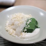 虎白 - 抹茶ムース　桜のソルベ　道明寺揚げ