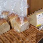 山のパン屋さん 瀬女 - とちの実食パン