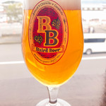 沼津フィッシュマーケットタップルーム - 港を眺めながら美味しいクラフトビールが楽しめます